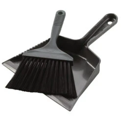 Easy Camp - Dustpan And Brush -Bivouac Nature easy camp dustpan and brush 1